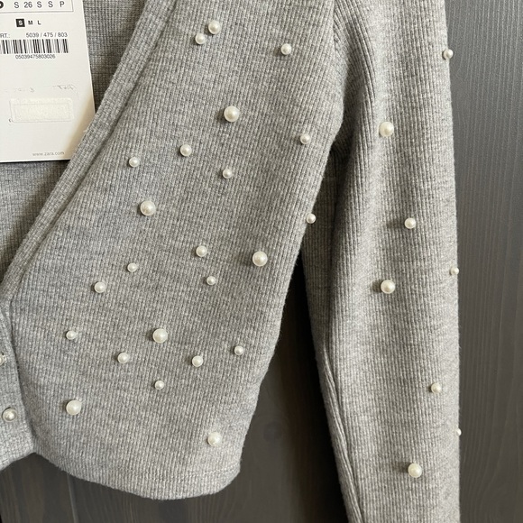 SOLD🤍🤍zara - Beautiful Pearl top / long sleeve - Picture 5 of 5